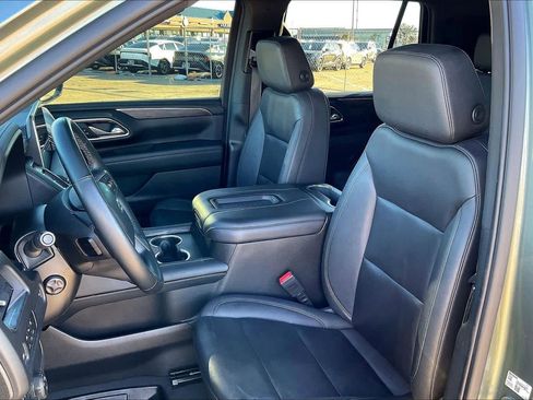 Used 2023 Chevrolet Tahoe Z71 w/ Luxury Package image 11