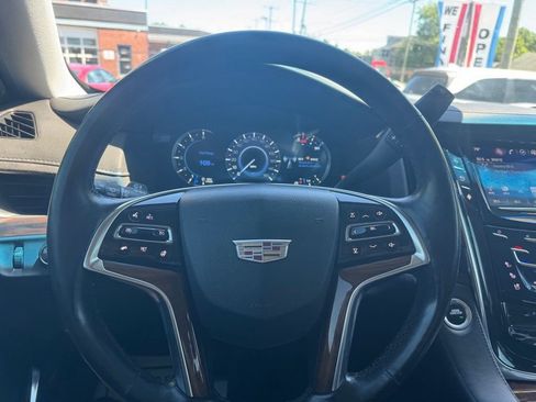 Used 2016 Cadillac Escalade 4WD image 36