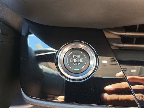 Used 2024 Buick Envision Avenir AWD/4WD image 16