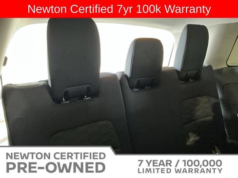 Used 2025 Nissan Pathfinder SV FWD image 21