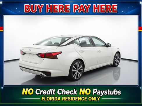 Used 2019 Nissan Altima 2.5 SR FWD image 4