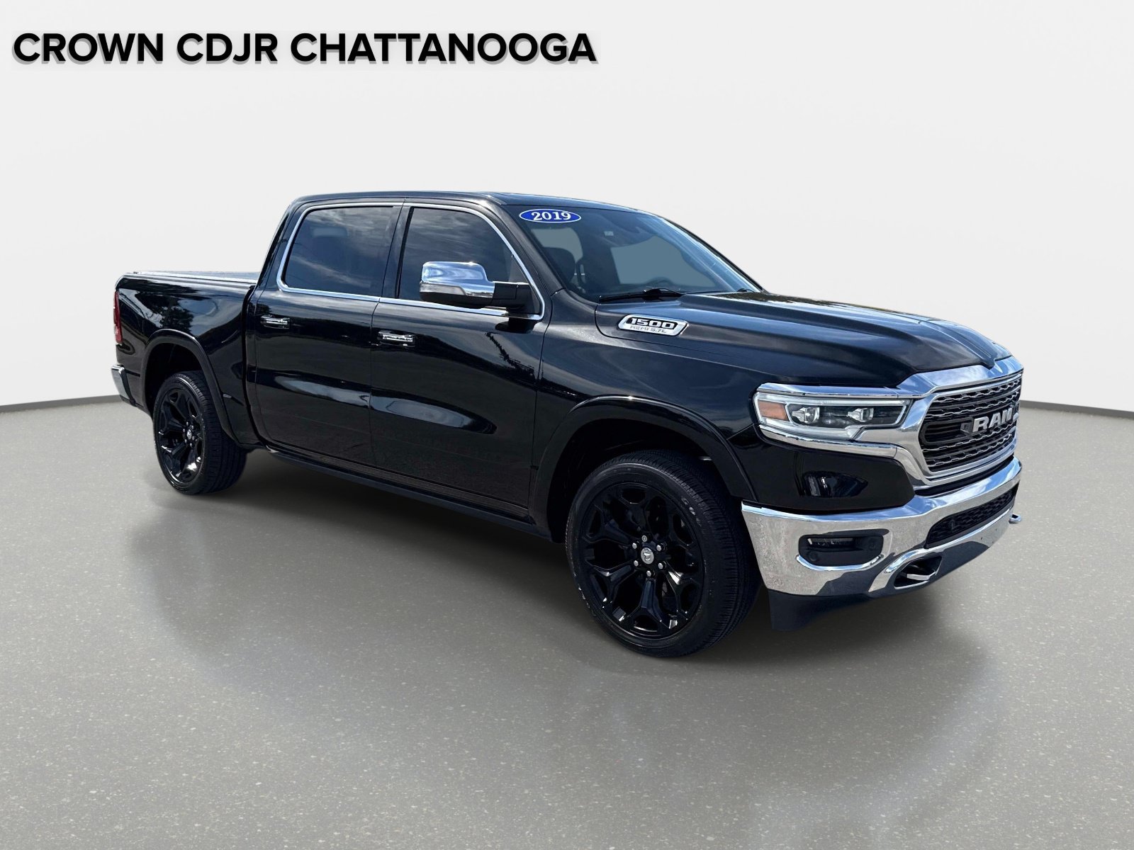 Used 2019 RAM 1500 Limited AWD/4WD image 2