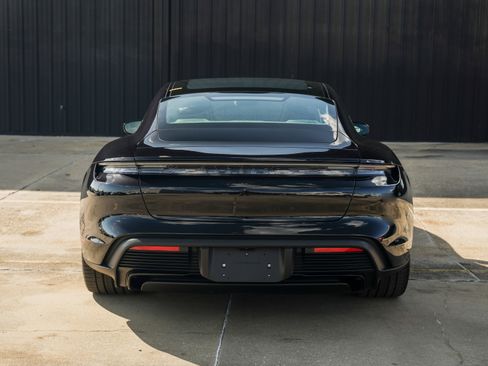 New 2025 Porsche Taycan GTS image 9