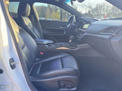 Used 2021 Cadillac CT4 Luxury w/ Sun And Sound Package image 13