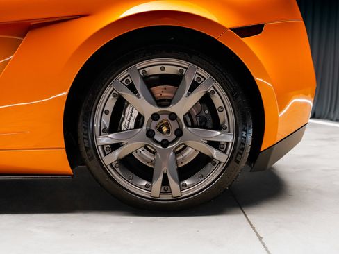 Used 2006 Lamborghini Gallardo AWD/4WD image 39