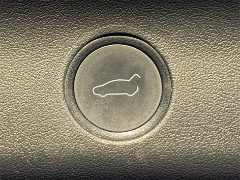 Used 2020 Tesla Model Y Performance image 26