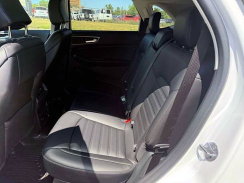 Used 2022 Ford Edge SEL w/ Convenience Package AWD/4WD image 13