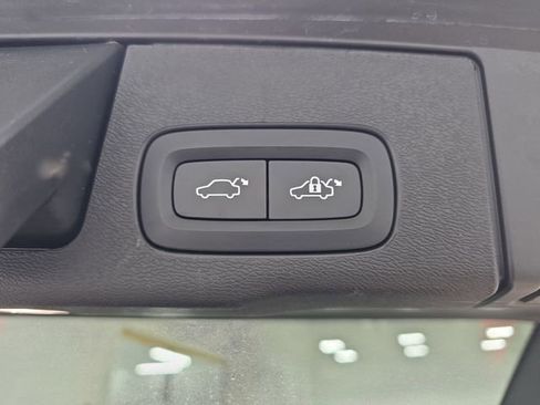 Used 2023 Volvo XC60 T8 Polestar AWD/4WD image 34