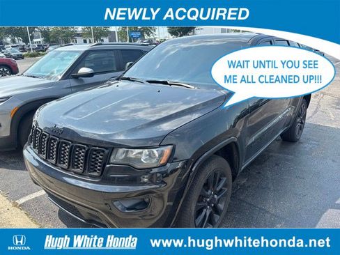 Used 2018 Jeep Grand Cherokee Altitude AWD/4WD image 1