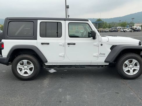 Used 2020 Jeep Wrangler Unlimited Sport S AWD/4WD image 4