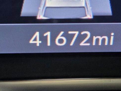 Used 2022 Chevrolet Equinox LT image 23