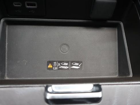 Used 2024 GMC Yukon XL Denali w/ LPO, Floor Liner Package AWD/4WD image 18