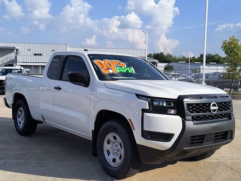 New 2026 Nissan Frontier S w/ Tow Package image 5