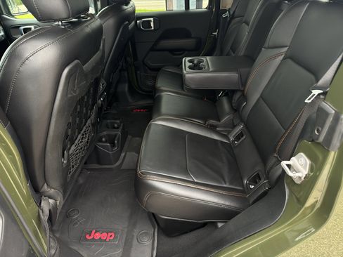 Used 2021 Jeep Gladiator Mojave w/ Dual Top Group AWD/4WD image 37