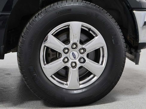 Used 2019 Ford F150 XLT w/ Equipment Group 302A Luxury AWD/4WD image 12