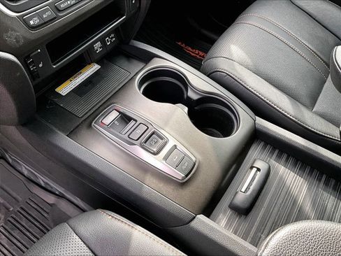 Used 2022 Honda Passport TrailSport image 15