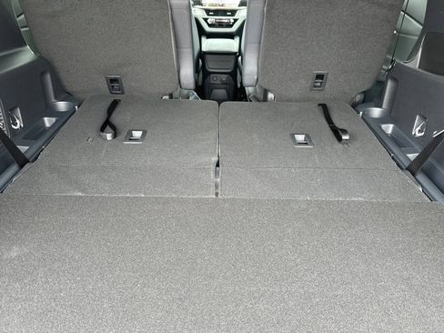New 2026 Ford Explorer Active RWD image 15