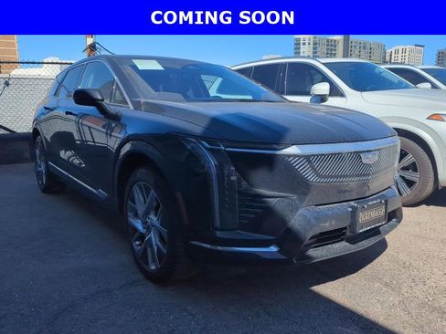 Certified 2025 Cadillac Optiq Luxury 1 w/ LPO, Floor Liner Package image 1