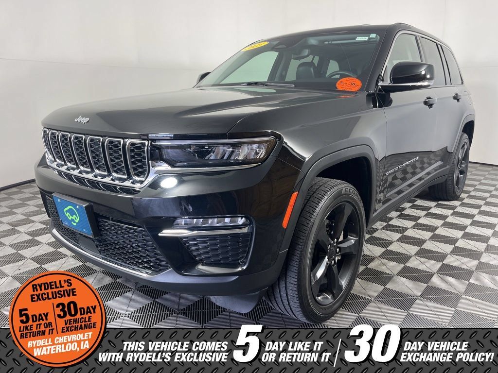 Used 2023 Jeep Grand Cherokee Limited w/ Luxury Tech Group II AWD/4WD image 10