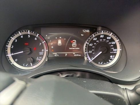 Used 2023 Toyota Highlander XLE image 7