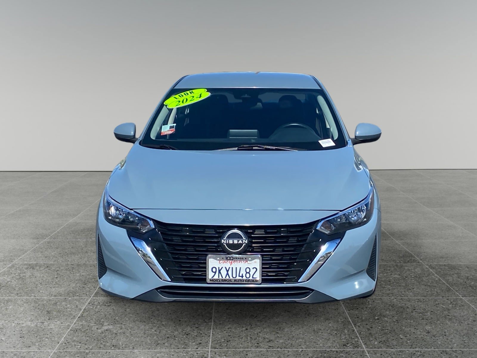 Used 2024 Nissan Sentra SV FWD image 8