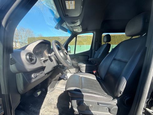 Used 2019 Mercedes-Benz Sprinter 2500 w/ Driver Convenience Package image 14