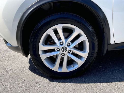 Used 2016 Nissan Juke SV AWD/4WD image 22