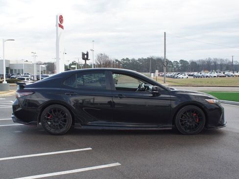 Used 2021 Toyota Camry TRD w/ TRD Package w/JBL Audio image 19