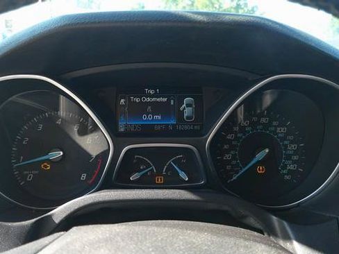 Used 2012 Ford Focus SEL FWD image 6