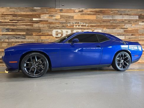Used 2022 Dodge Challenger R/T w/ Blacktop Package image 52
