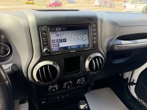 Used 2014 Jeep Wrangler Sport AWD/4WD image 20