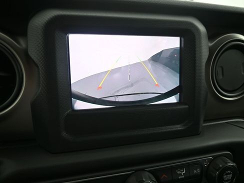 Used 2020 Jeep Wrangler Unlimited Sport S image 13