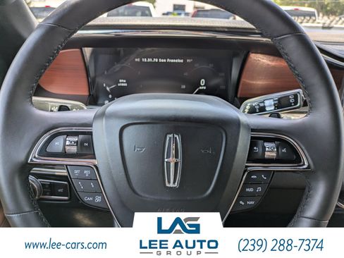 Used 2021 Lincoln Navigator Reserve w/ Luxury Package AWD/4WD image 26