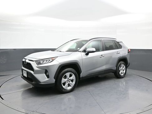 Certified 2021 Toyota RAV4 XLE image 10