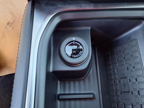 New 2025 Ford Expedition Tremor image 12