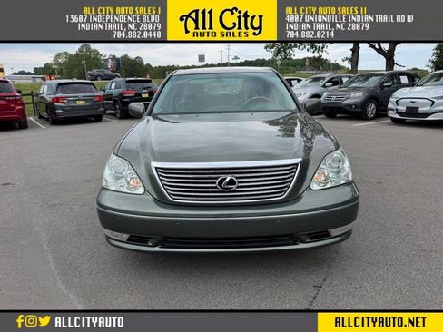 Used 2005 Lexus LS 430 RWD image 2
