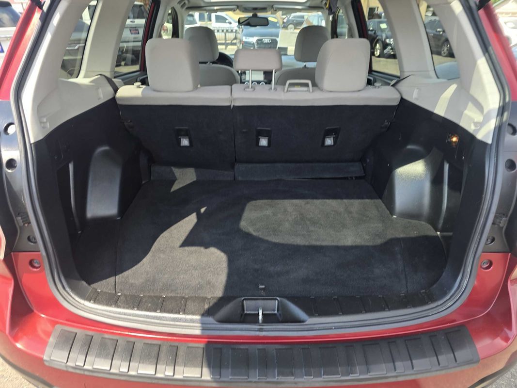 Used 2016 Subaru Forester 2.5i Premium AWD/4WD image 35