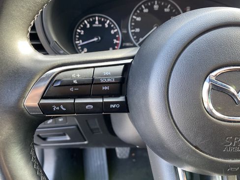 Used 2025 MAZDA MAZDA3 2.5 S Hatchback w/ Premium Pkg image 31