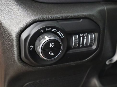Used 2022 Jeep Gladiator Mojave AWD/4WD image 22