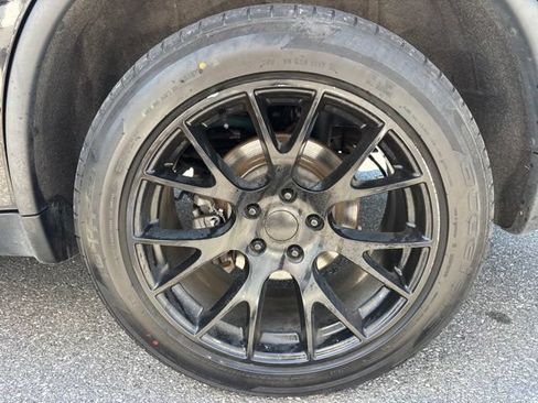 Used 2018 Dodge Durango SXT w/ 3rd Row Seating Group AWD/4WD image 23