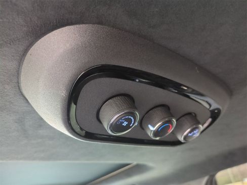 Used 2021 Dodge Durango SRT w/ Premium Interior Group image 27