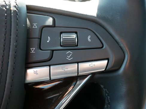 Used 2023 Cadillac Escalade Sport Platinum w/ LPO, ONYX Package AWD/4WD image 31