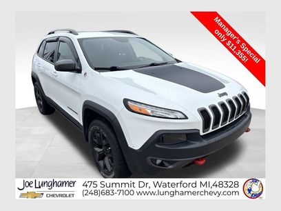 Used 2016 Jeep Cherokee Trailhawk w/ Comfort/Convenience Group