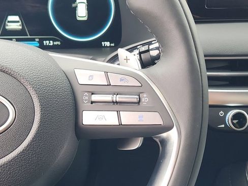 Used 2025 Hyundai Palisade Calligraphy image 29