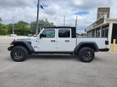 Used 2024 Jeep Gladiator Rubicon w/ Safety Group image 8