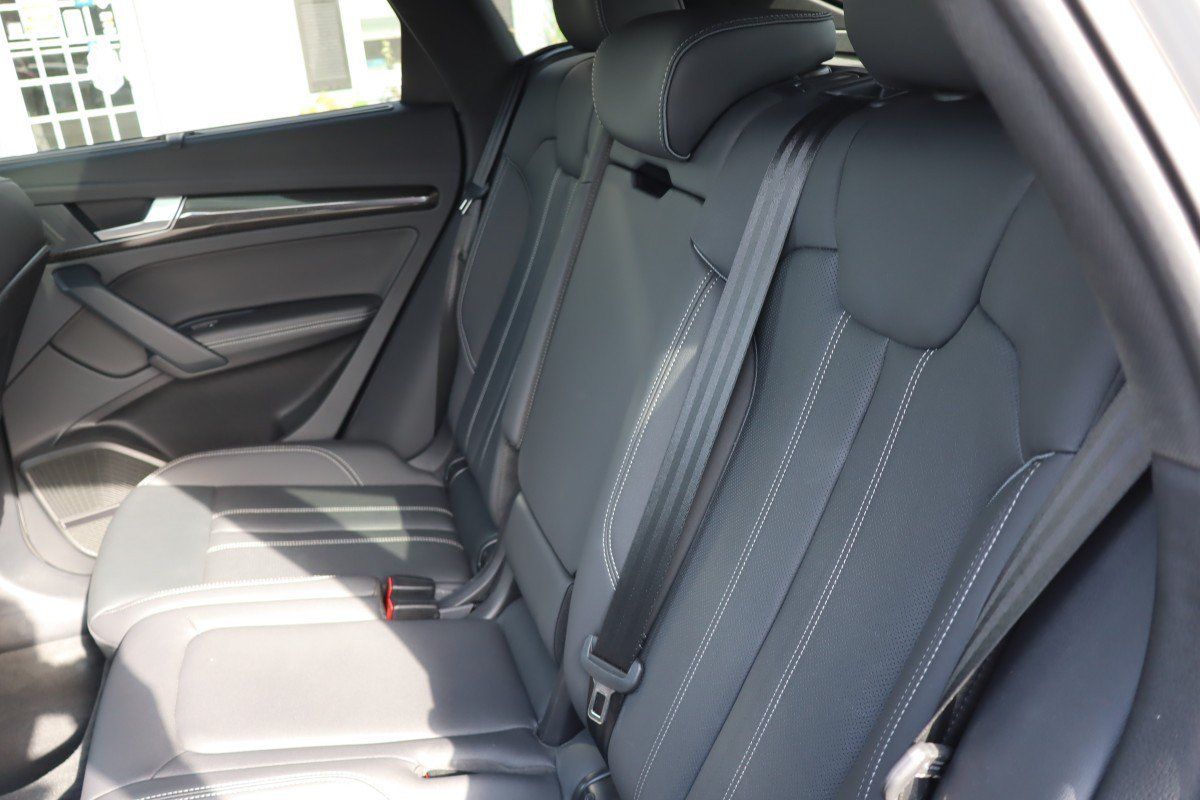 Used 2023 Audi SQ5 Prestige w/ Prestige Package AWD/4WD image 32