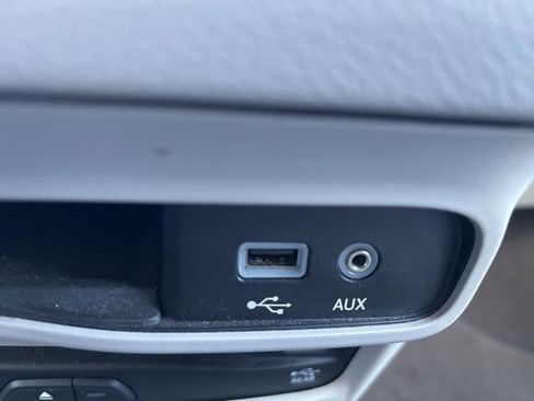 Certified 2017 Chrysler Pacifica Touring-L Plus w/ Advanced Safetytec Group image 21