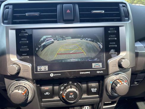 Used 2022 Toyota 4Runner SR5 Premium w/ Moonroof Package AWD/4WD image 21