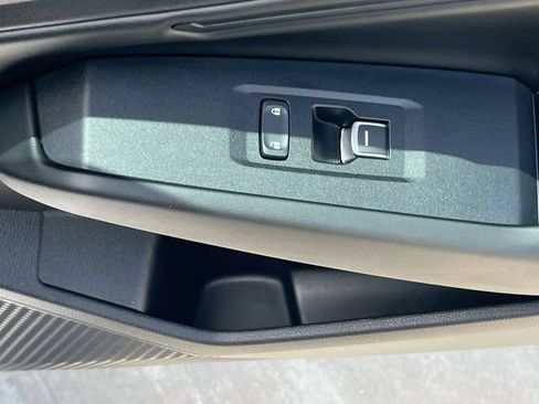 Used 2025 Honda Accord SE image 32