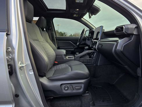 Certified 2025 Toyota 4Runner TRD Off-Road Premium image 12